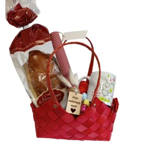 Πασχαλινή τσάντα με τσουρέκι και λαμπάδα για την Νονά